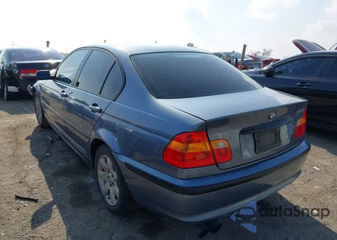 2004 BMW 325I из США, поврежденный, VIN WBAAZ33484KP86423